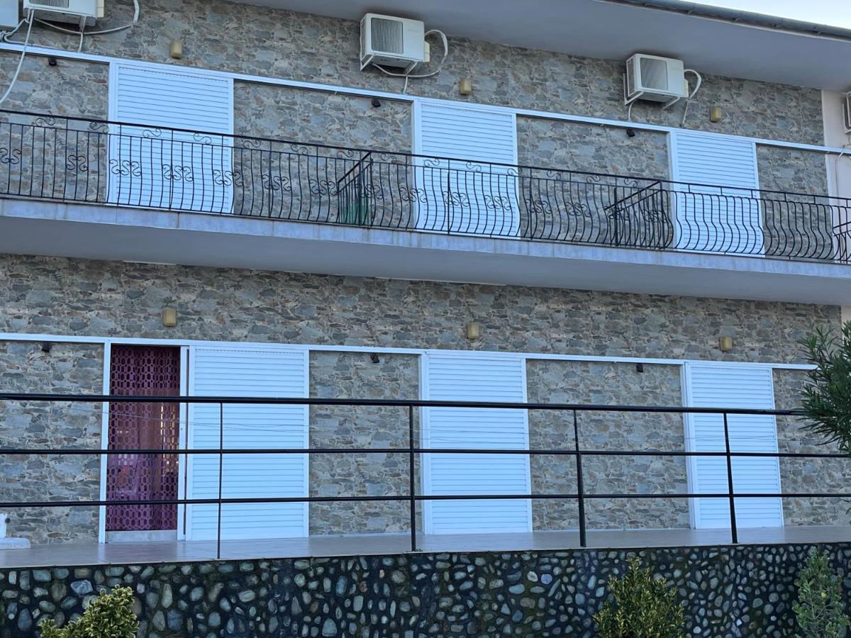 Villa Leonidas Koutsoupia Kókkinon Nerón Exterior foto